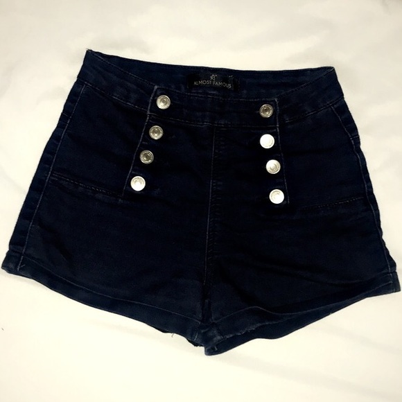 Pants - High waisted Shorts